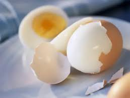 Cách luộc trứng không bị nứt vỏ