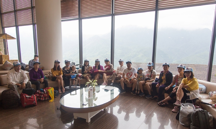 Du khách đi tour Sapa do Công ty Du lịch Khát Vọng Việt - Kavo Travel tổ chức