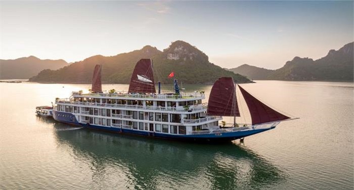 Có nên đi tour du thuyền Hạ Long của Du lịch Khát Vọng Việt - Kavo Travel hay không?
