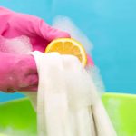 7 Cách Tẩy Vết Mốc Trên Quần Áo Màu Hiệu Quả Tại Nhà (Kinh Nghiệm Xương Máu)